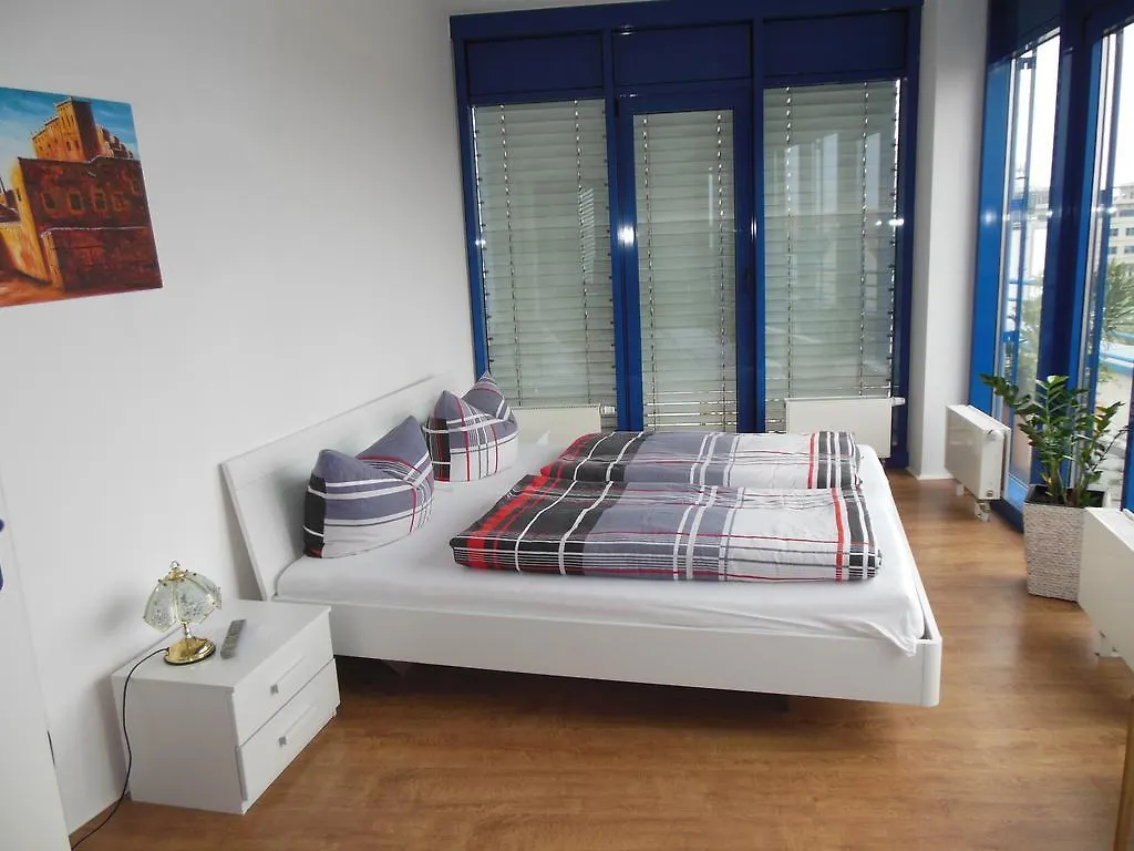Hotel Lut10Her Sky-Fly Lipsko Penzion