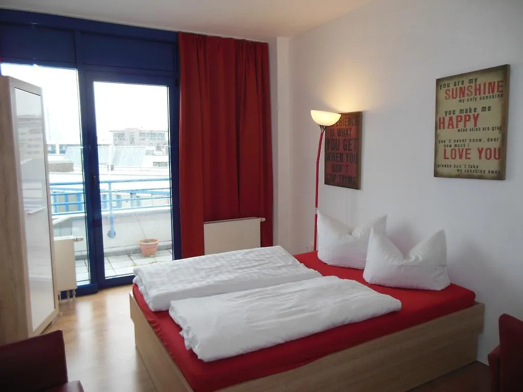 Guest house Lut10Her Sky-Fly Hotel Leipzig