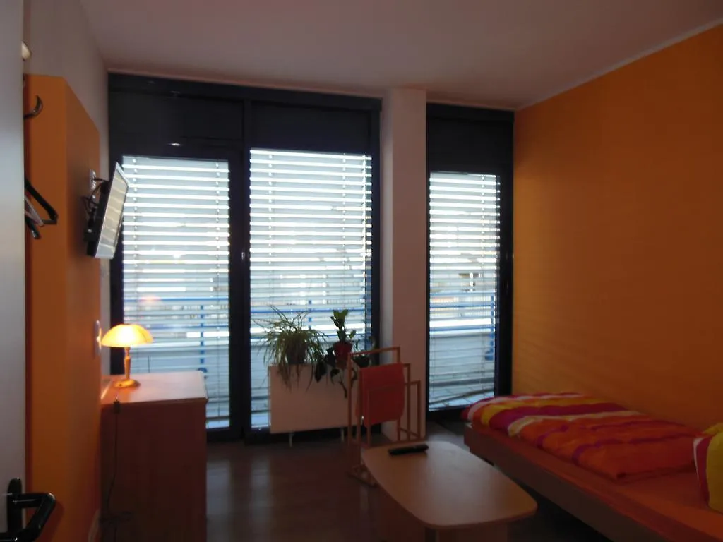 Hotel Lut10Her Sky-Fly Lipsko Penzion
