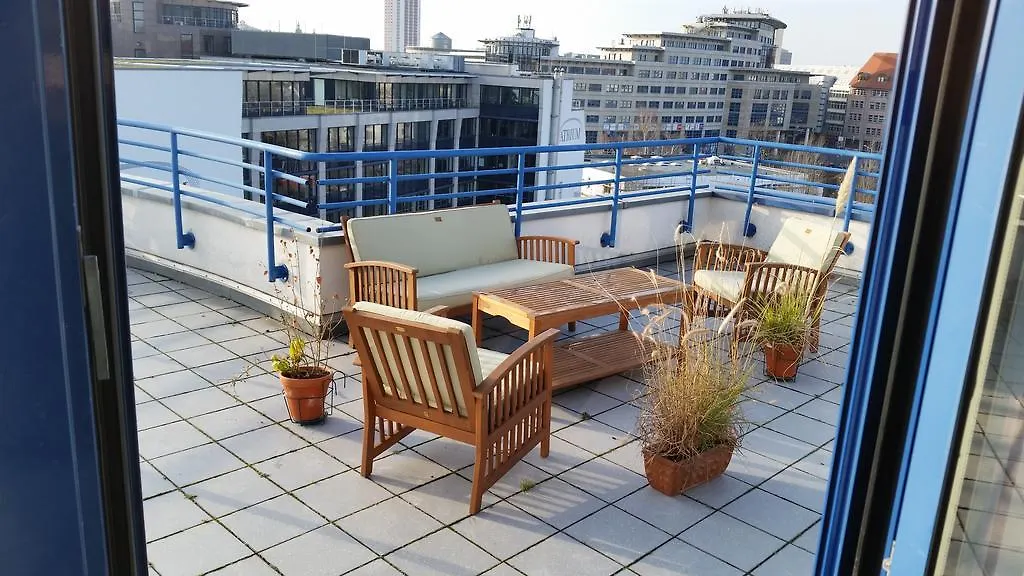 Guest house Lut10Her Sky-Fly Hotel Leipzig