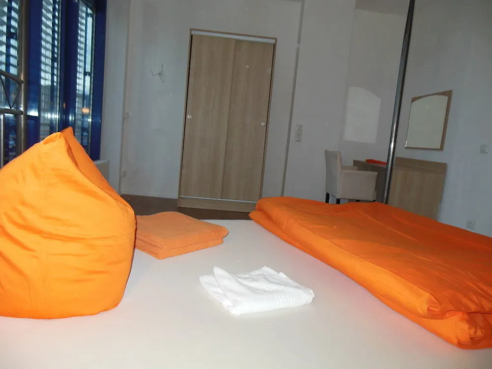 Hotel Lut10Her Sky-Fly Lipsko Penzion